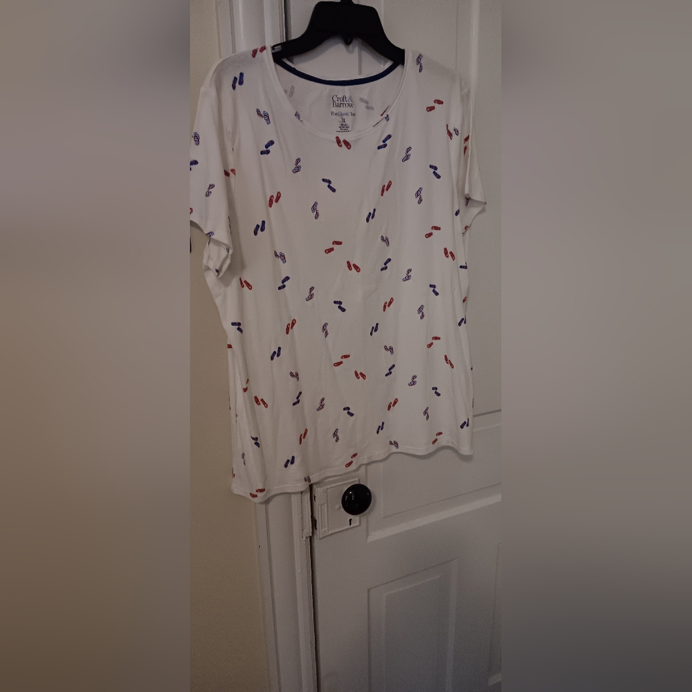 Croft and Barrow Summertime tee with sandal designs